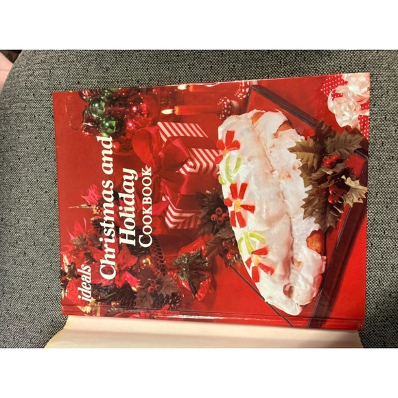 ideals Christmas and Holiday Hard cover book - Picture 2 of 5